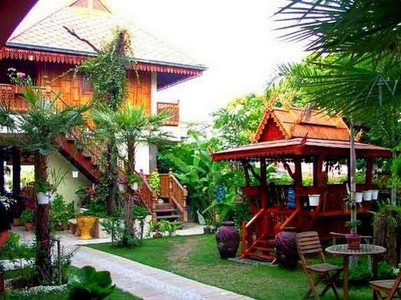 Noble Night Guesthouse Kanchanaburi Zewnętrze zdjęcie